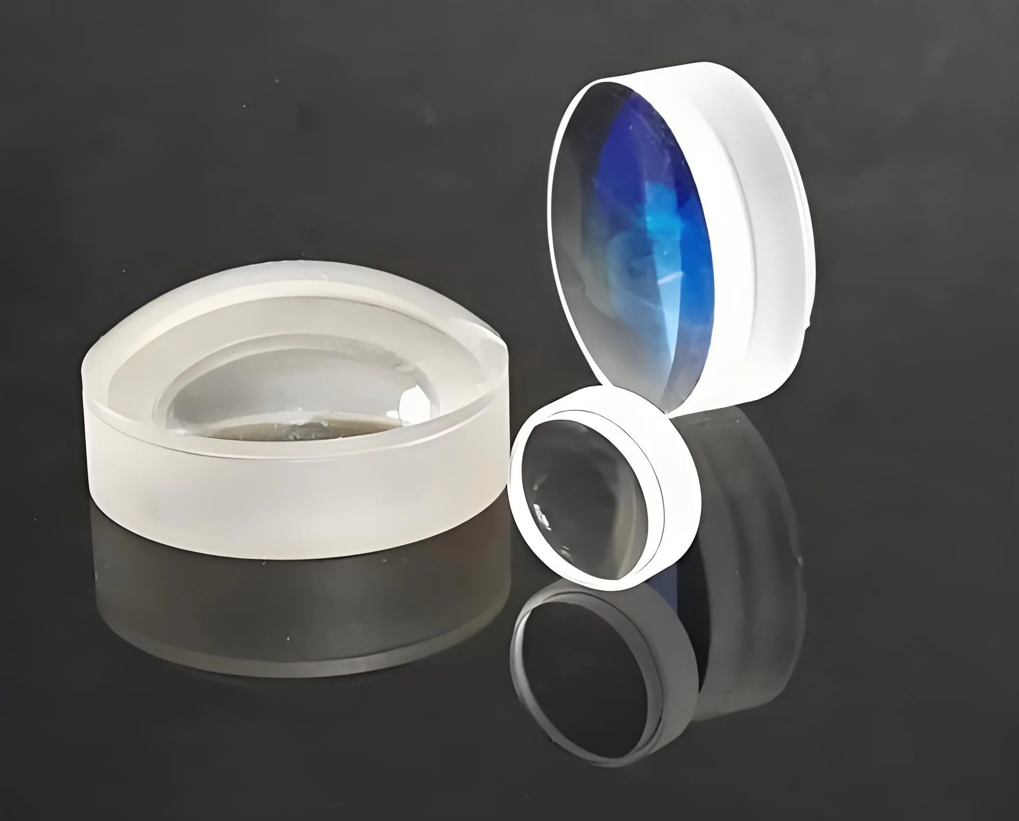 achromatic aspheric lens